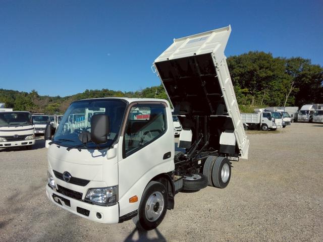 デュトロ 　３ｔ　低床　強化ダンプ　最大積載量３，０００ｋｇ　ＡＴ車　１３５ＰＳ　ターボ車　実走行５４，０００ｋｍ　ＥＴＣ　アドブルー不要　極東製　荷台内寸（Ｌ３０５／Ｗ１５９／Ｈ３７）　Ｎｏ．１０２４（19枚目）