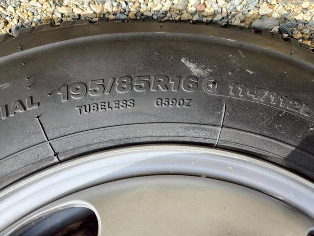 キャンター ２．９５ｔ　高床　強化ダンプ　最大積載量２９５０ｋｇ　５ＭＴ　１４０ＰＳ　ターボ車　左電格ミラー　ＥＴＣ　三方開　ピン差し　あゆみ掛け　新明和製　マフラー焼きなし　アドブルー不要　　左電格ミラー　　Ｎｏ．１０２５（64枚目）