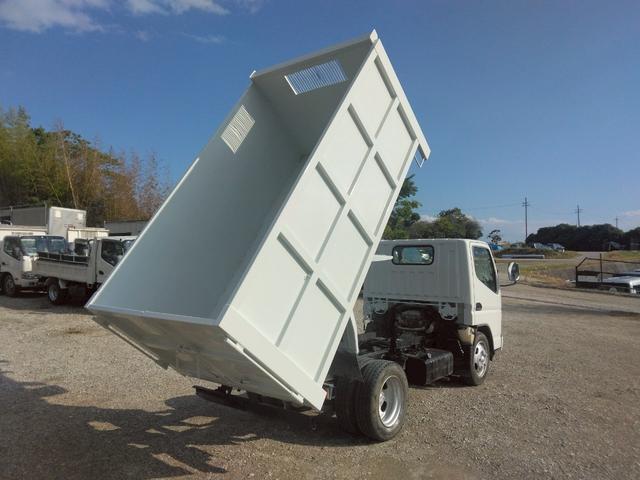 キャンター ダンプ　深ダンプ　土砂禁　予備検査Ｒ８年１月１５日　最大積載量３，０００ｋｇ　５ＭＴ　ターボ車　ＥＴＣ　リア観音扉　新明和　アドブルー不要　低床　荷台内寸（Ｌ３００／Ｗ１５９／Ｈ１１０）　Ｎｏ．１０２６（15枚目）