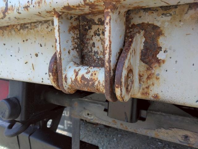 エルフトラック 　３ｔ　低床　強化ダンプ　最大積載量３，０００ｋｇ　６ＭＴ　左電格ミラー　坂道発進補助装置　三方開　ＥＴＣ　ピン差し　新明和　荷台内寸（Ｌ３０５／Ｗ１５９／Ｈ３７）　アドブルー不要　Ｎｏ．１０２９（31枚目）