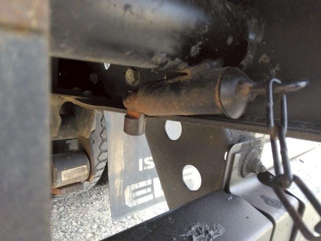 エルフトラック 　３ｔ　低床　強化ダンプ　最大積載量３，０００ｋｇ　６ＭＴ　左電格ミラー　坂道発進補助装置　三方開　ＥＴＣ　ピン差し　新明和　荷台内寸（Ｌ３０５／Ｗ１５９／Ｈ３７）　アドブルー不要　Ｎｏ．１０２９（32枚目）