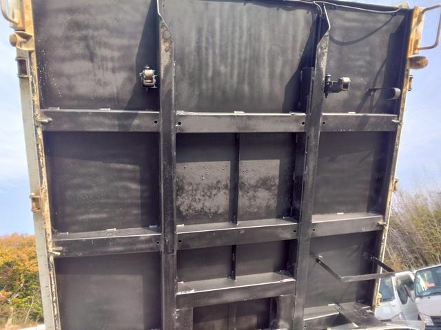 エルフトラック 　３ｔ　低床　強化ダンプ　最大積載量３，０００ｋｇ　６ＭＴ　左電格ミラー　坂道発進補助装置　三方開　ＥＴＣ　ピン差し　新明和　荷台内寸（Ｌ３０５／Ｗ１５９／Ｈ３７）　アドブルー不要　Ｎｏ．１０２９（44枚目）