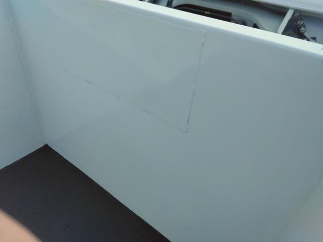 デュトロ ３ｔ低床強化　深ダンプ　最大積載量３，０００ｋｇ　強化ダンプ　低床　土砂禁　リア観音扉　５ＭＴ　１５０ＰＳ　ターボ車　地デジＴＶ　左電格ミラー　坂道発進補助装置　ＥＴＣ　アドブルー不要　Ｎｏ．１０３７（20枚目）