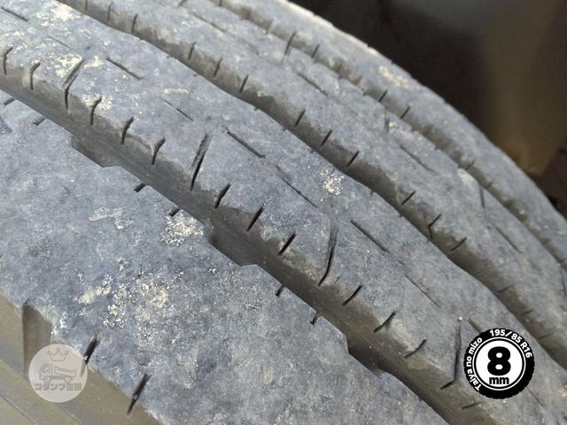 デュトロ ３ｔ低床強化　深ダンプ　最大積載量３，０００ｋｇ　強化ダンプ　低床　土砂禁　リア観音扉　５ＭＴ　１５０ＰＳ　ターボ車　地デジＴＶ　左電格ミラー　坂道発進補助装置　ＥＴＣ　アドブルー不要　Ｎｏ．１０３７（65枚目）