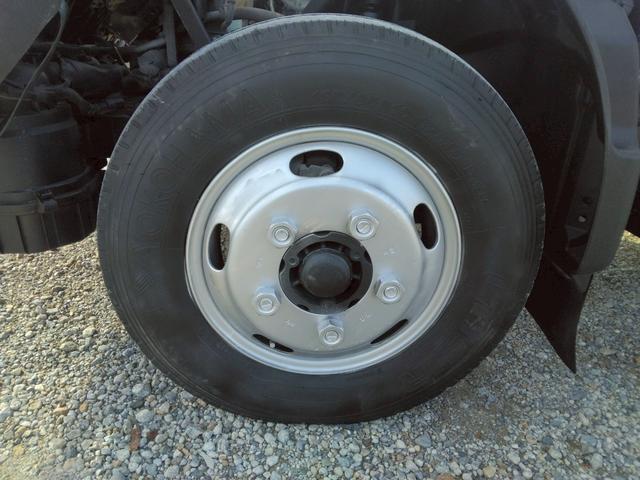 デュトロ ３ｔ低床強化　深ダンプ　最大積載量３，０００ｋｇ　強化ダンプ　低床　土砂禁　リア観音扉　５ＭＴ　１５０ＰＳ　ターボ車　地デジＴＶ　左電格ミラー　坂道発進補助装置　ＥＴＣ　アドブルー不要　Ｎｏ．１０３７（66枚目）