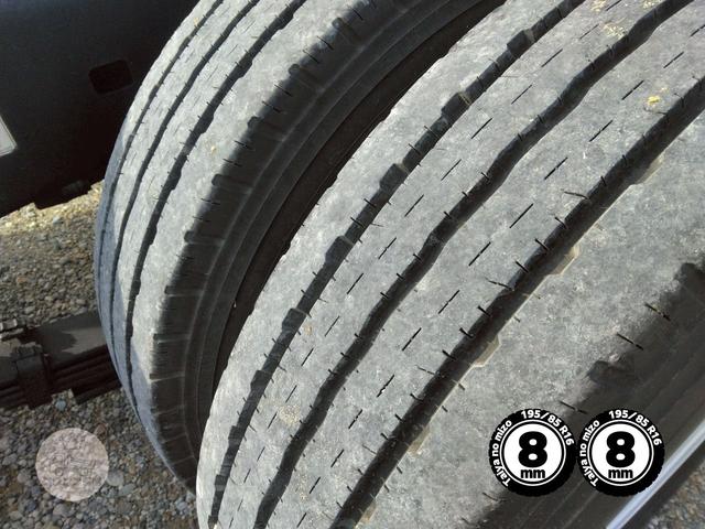 デュトロ ３ｔ低床強化　深ダンプ　最大積載量３，０００ｋｇ　強化ダンプ　低床　土砂禁　リア観音扉　５ＭＴ　１５０ＰＳ　ターボ車　地デジＴＶ　左電格ミラー　坂道発進補助装置　ＥＴＣ　アドブルー不要　Ｎｏ．１０３７（71枚目）