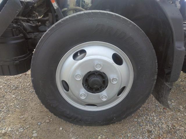 デュトロ 　最大積載量３，０００ｋｇ　強化ダンプ　Ｌゲート　Ｆゲート　低床　５ＭＴ　１５０ＰＳ　ターボ車　左電格ミラー　ＥＴＣ　アドブルー不要　荷台内寸（Ｌ２８７／Ｗ１５９／Ｈ３７）　Ｎｏ．１０３８（67枚目）