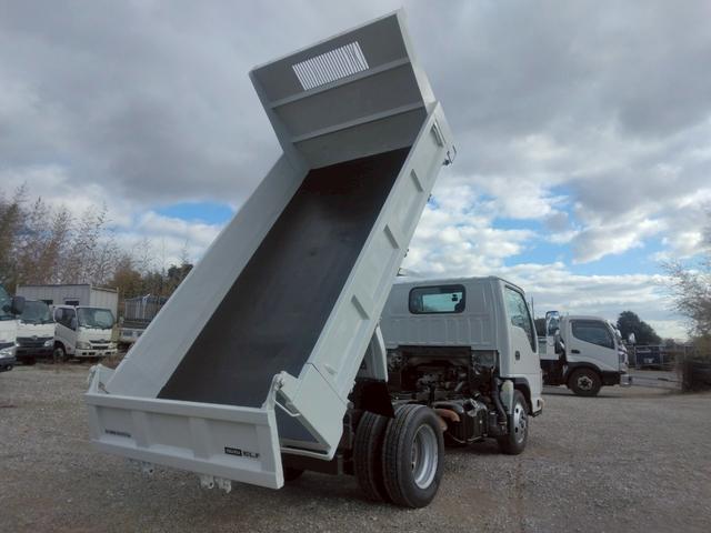 エルフトラック 　３ｔ　低床　ダンプ　最大積載量３，０００ｋｇ　６ＭＴ　１５０ＰＳ　ターボ車　左電格ミラー　坂道発進補助装置　ＥＴＣ　アドブルー不要　新明和製　Ｎｏ．１０３９（23枚目）