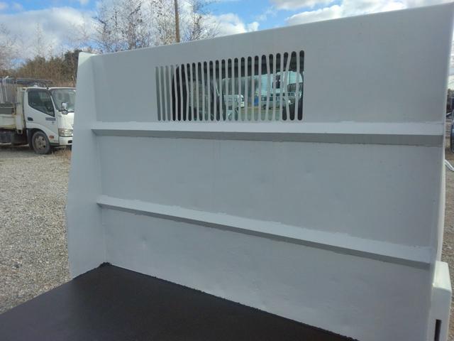 エルフトラック 　３ｔ　低床　ダンプ　最大積載量３，０００ｋｇ　６ＭＴ　１５０ＰＳ　ターボ車　左電格ミラー　坂道発進補助装置　ＥＴＣ　アドブルー不要　新明和製　Ｎｏ．１０３９（25枚目）