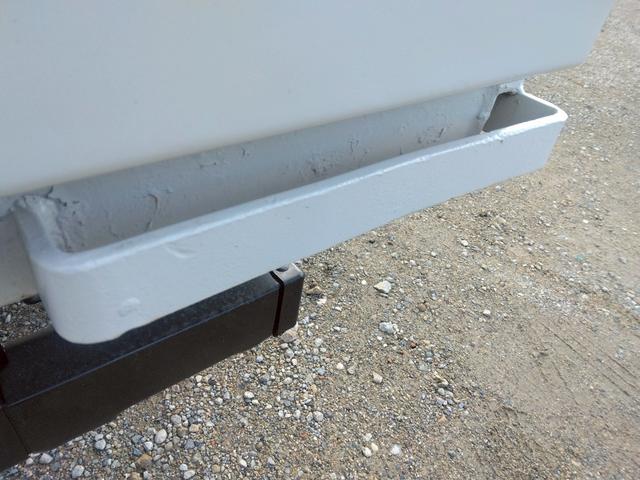 エルフトラック 　３ｔ　低床　ダンプ　最大積載量３，０００ｋｇ　６ＭＴ　１５０ＰＳ　ターボ車　左電格ミラー　坂道発進補助装置　ＥＴＣ　アドブルー不要　新明和製　Ｎｏ．１０３９（32枚目）