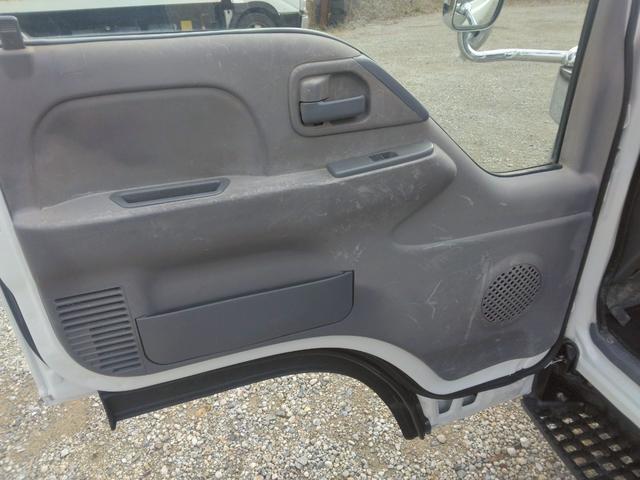 エルフトラック 　３ｔ　低床　ダンプ　最大積載量３，０００ｋｇ　６ＭＴ　１５０ＰＳ　ターボ車　左電格ミラー　坂道発進補助装置　ＥＴＣ　アドブルー不要　新明和製　Ｎｏ．１０３９（50枚目）