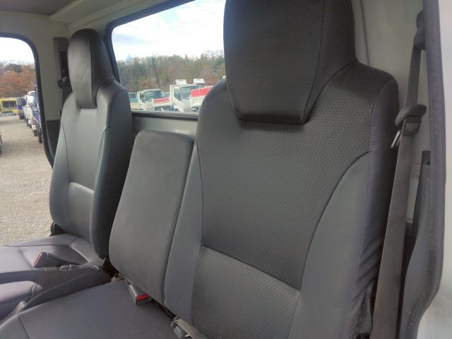 エルフトラック 　３ｔ　低床　ダンプ　最大積載量３，０００ｋｇ　６ＭＴ　１５０ＰＳ　ターボ車　左電格ミラー　坂道発進補助装置　ＥＴＣ　アドブルー不要　新明和製　Ｎｏ．１０３９（54枚目）