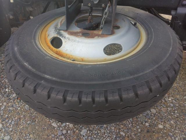 エルフトラック 　３ｔ　低床　ダンプ　最大積載量３，０００ｋｇ　６ＭＴ　１５０ＰＳ　ターボ車　左電格ミラー　坂道発進補助装置　ＥＴＣ　アドブルー不要　新明和製　Ｎｏ．１０３９（75枚目）