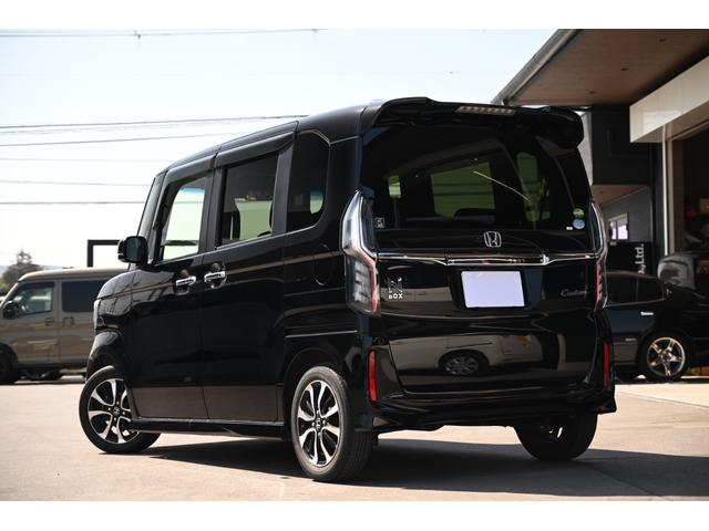 Ｎ－ＢＯＸカスタム Ｇ・Ｌホンダセンシング　ワンオーナー　禁煙車　電動スライド　８型ナビ　ＴＶ　Ｂカメラ　ＥＴＣ　ＬＥＤ　衝突軽減ブレーキ　レーンキープアシスト　クルーズコントロール　ドライブレコーダー　スマートキー　プッシュスタート（7枚目）