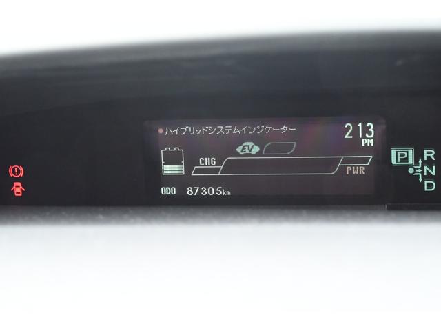 プリウス Ｓ　後期　ナビ　フルセグＴＶ　Ｂカメラ　Ｂｌｕｅｔｏｏｔｈ　ＥＴＣ　ＨＩＤ　社外１５ＡＷ　ドライブレコーダー　スマートキー　プッシュスタート（74枚目）