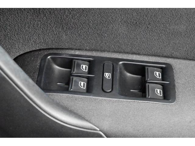 ポロ ＴＳＩコンフォートラインブルーモーションテクノロジー　買取車　禁煙　ＥＴＣ　ＡＵＸ　キ－レス　車検Ｒ８．１　ＬＥＤ（57枚目）