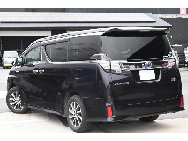 ヴェルファイアハイブリッド ＺＲ　Ｇエディション　禁煙　黒革　両側電動　９型ナビ　後席モニター　フルセグＴＶ　バックカメラ　電動シート　シートヒーター　衝突軽減ブレーキ　コーナーセンサー　電動リアゲート（10枚目）