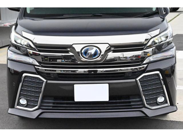 ヴェルファイアハイブリッド ＺＲ　Ｇエディション　禁煙　黒革　両側電動　９型ナビ　後席モニター　フルセグＴＶ　バックカメラ　電動シート　シートヒーター　衝突軽減ブレーキ　コーナーセンサー　電動リアゲート（16枚目）