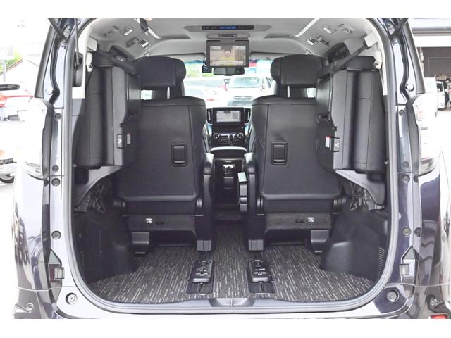 ヴェルファイアハイブリッド ＺＲ　Ｇエディション　禁煙　黒革　両側電動　９型ナビ　後席モニター　フルセグＴＶ　バックカメラ　電動シート　シートヒーター　衝突軽減ブレーキ　コーナーセンサー　電動リアゲート（31枚目）
