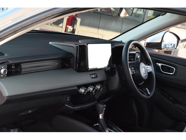 ヴェゼル e:HEV X・HuNTパッケージ ユーザー買取 1オーナー 禁煙 ハーフレザー 9型ナビ フルセグTV バックモニター Bluetooth ETC スマートキー2個 プッシュスタート コーナーセンサー 衝突軽減 レーダークルーズ(49枚目)