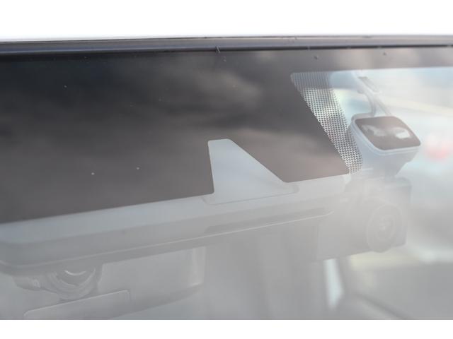 ハイエースバン スーパーGL ダークプライムII ユーザー買取 1オーナー 禁煙 ベッドキット ローダウン デジタルインナーミラー パノラミックビュー Bluetooth ETC 前後ドライブレコーダー 社外コンソール 社外スピーカー LED(18枚目)
