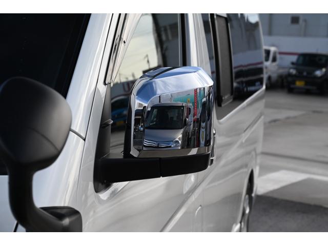 ハイエースバン スーパーGL ダークプライムII ユーザー買取 1オーナー 禁煙 ベッドキット ローダウン デジタルインナーミラー パノラミックビュー Bluetooth ETC 前後ドライブレコーダー 社外コンソール 社外スピーカー LED(23枚目)