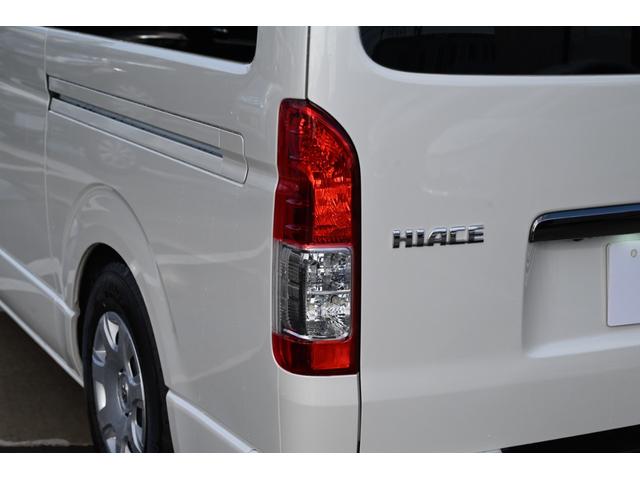ハイエースバン スーパーGL ダークプライムII ユーザー買取 1オーナー 禁煙 ベッドキット ローダウン デジタルインナーミラー パノラミックビュー Bluetooth ETC 前後ドライブレコーダー 社外コンソール 社外スピーカー LED(25枚目)