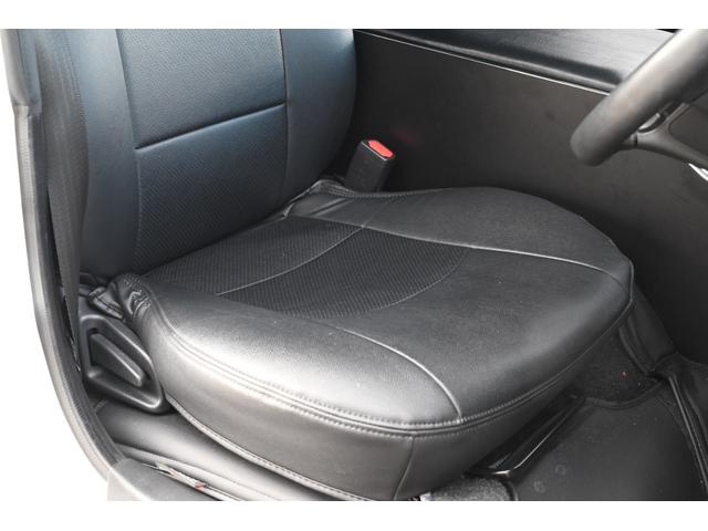 ハイエースバン スーパーGL ダークプライムII ユーザー買取 1オーナー 禁煙 ベッドキット ローダウン デジタルインナーミラー パノラミックビュー Bluetooth ETC 前後ドライブレコーダー 社外コンソール 社外スピーカー LED(45枚目)