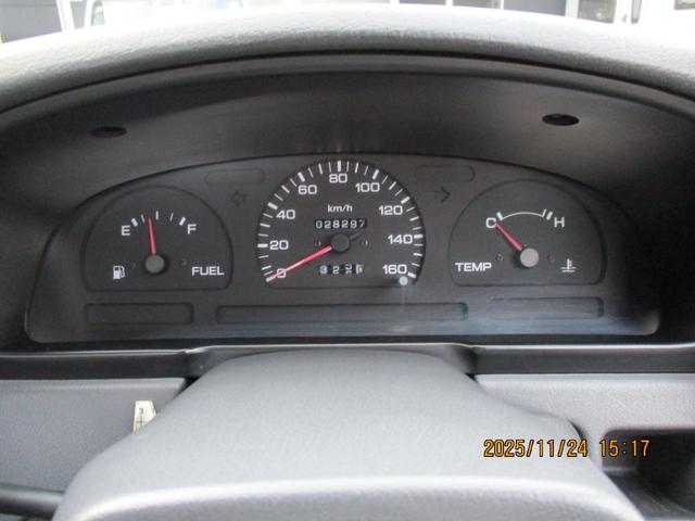 ダットサントラック (14枚目)