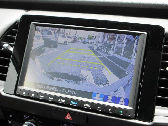 フィット ｅ：ＨＥＶモデューロＸ　衝突軽減Ｂ　Ｆセグナビ　Ｂカメラ　シートヒーター　１オーナー　道路標識表示　走行車線逸脱防止　ＥＴＣ　ブルートゥース　ＵＳＢ　ＬＥＤライト（6枚目）