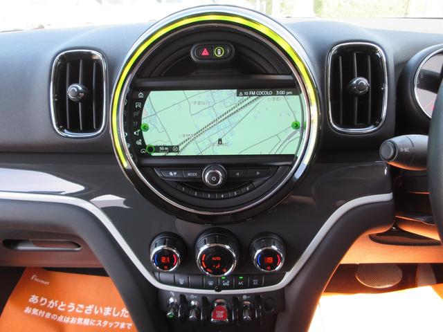 ＭＩＮＩ クーパーＳ　クロスオーバー　禁煙車／衝突被害軽減ブレーキ／電動リアゲート／ＨＤＤナビ／バックカメラ／ＥＴＣ／ドライブレコーダー／ブルートゥース／ＵＳＢ電源ソケット／プッシュスタート／ルーフレール／クルーズコントロール（8枚目）