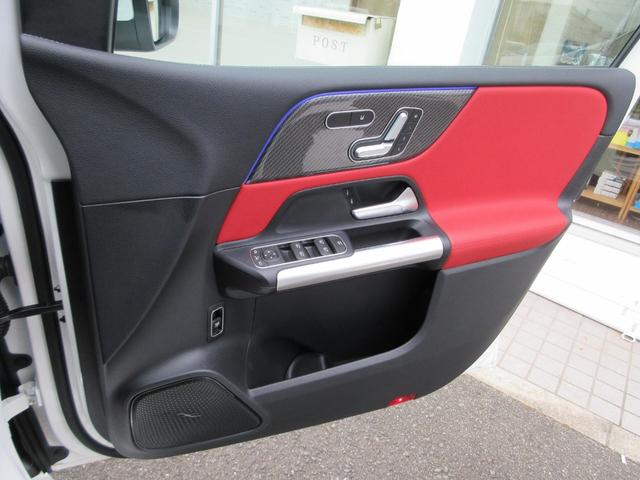 Ｂクラス Ｂ１８０　ＡＭＧライン　アドバンスドパッケージ／禁煙車／サンルーフ／レーダー／ヘッドアップディスプレイ／ブラインドスポットモニター／置くだけ充電／衝突被害軽減システム／フルセグナビ／３６０°カメラ／電動革シート（44枚目）