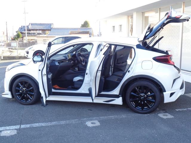 Ｃ－ＨＲ Ｇ－Ｔ　モード　ネロ　ＴＲＤエアロ／衝突被害軽減システム／ブラインドスポットモニター／フルセグナビ／バックカメラ／ＣＤ＆ＤＶＤ再生可能／ＨＤＭＩ／ブルートゥース／ＥＴＣ／ドラレコ／ヒーター付半革シート／ＴＲＤアルミホイール（33枚目）