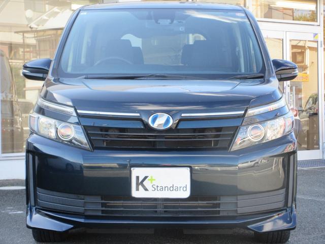 ヴォクシー ハイブリッドＸ　ワンオーナー／衝突被害軽減システム／ワンセグナビ／バックカメラ／ＥＴＣ／ＣＤ＆ＤＶＤ再生可能／ブルートゥース／ＵＳＢ入力端子／ドライブレコーダー／プッシュスタート／左側パワースライドドア／ＨＩＤ（8枚目）