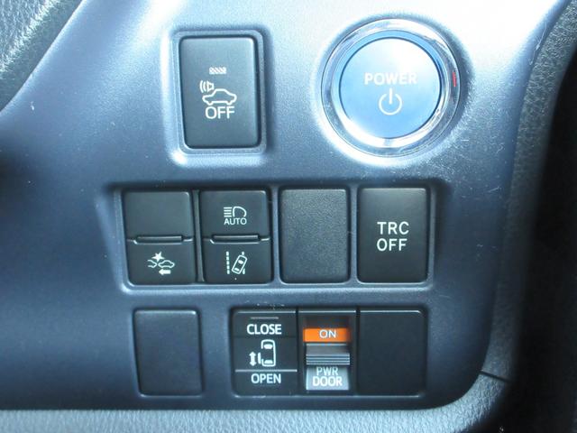 ヴォクシー ハイブリッドＸ　ワンオーナー／衝突被害軽減システム／ワンセグナビ／バックカメラ／ＥＴＣ／ＣＤ＆ＤＶＤ再生可能／ブルートゥース／ＵＳＢ入力端子／ドライブレコーダー／プッシュスタート／左側パワースライドドア／ＨＩＤ（44枚目）