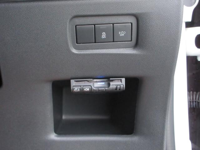 ＤＳ３ シック　衝突被害軽減システム／障害物センサー／ＥＴＣ／ＬＥＤヘッドランプ／ＣＤ再生可能／ブルートゥース／ＡＵＸ／ＵＳＢ入力端子／クルーズコントロール／オートエアコン／スペアタイヤ／フォグランプ（23枚目）