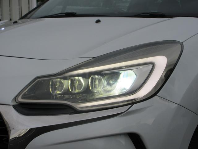 ＤＳ３ シック　衝突被害軽減システム／障害物センサー／ＥＴＣ／ＬＥＤヘッドランプ／ＣＤ再生可能／ブルートゥース／ＡＵＸ／ＵＳＢ入力端子／クルーズコントロール／オートエアコン／スペアタイヤ／フォグランプ（36枚目）