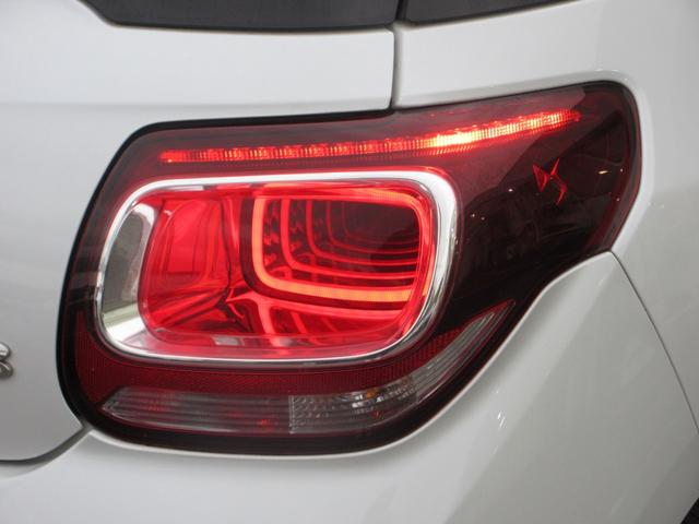 ＤＳ３ シック　衝突被害軽減システム／障害物センサー／ＥＴＣ／ＬＥＤヘッドランプ／ＣＤ再生可能／ブルートゥース／ＡＵＸ／ＵＳＢ入力端子／クルーズコントロール／オートエアコン／スペアタイヤ／フォグランプ（39枚目）