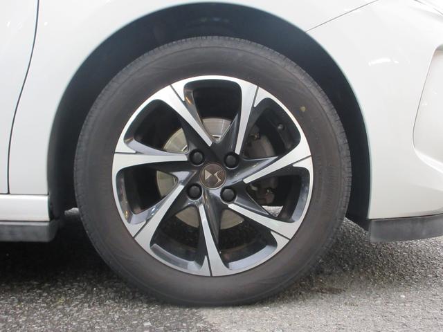 ＤＳ３ シック　衝突被害軽減システム／障害物センサー／ＥＴＣ／ＬＥＤヘッドランプ／ＣＤ再生可能／ブルートゥース／ＡＵＸ／ＵＳＢ入力端子／クルーズコントロール／オートエアコン／スペアタイヤ／フォグランプ（46枚目）