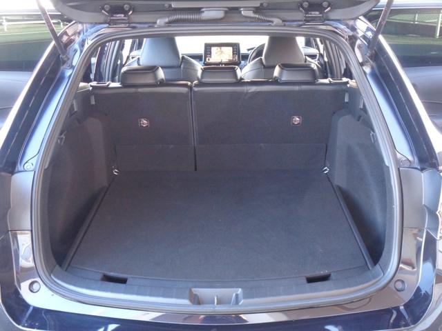 カローラツーリング ハイブリッド　ダブルバイビー　衝突被害軽減システム／ブラインドスポットモニター／リアクロストラフィックアラート／フルセグナビ／バックカメラ／ＥＴＣ／ワンオーナー／スペアタイヤ／前後ドラレコ／道路標識表示／ＡｐｐｌｅＣａｒＰｌａｙ（10枚目）