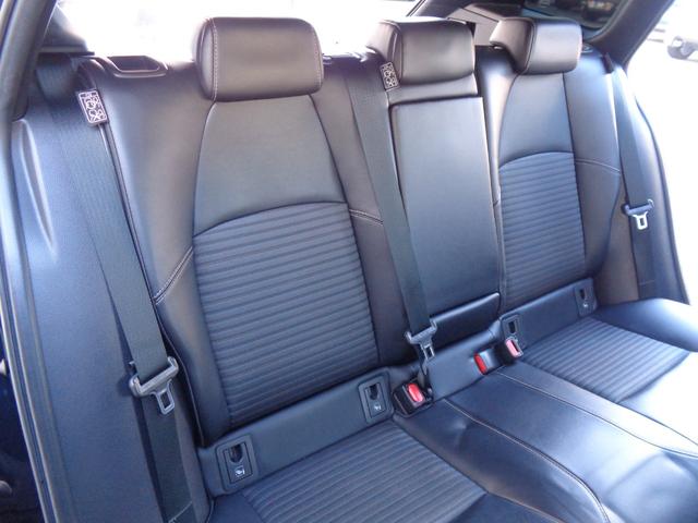 カローラツーリング ハイブリッド　ダブルバイビー　衝突被害軽減システム／ブラインドスポットモニター／リアクロストラフィックアラート／フルセグナビ／バックカメラ／ＥＴＣ／ワンオーナー／スペアタイヤ／前後ドラレコ／道路標識表示／ＡｐｐｌｅＣａｒＰｌａｙ（12枚目）