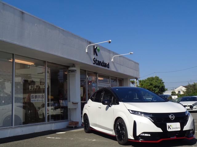 オーラ ニスモ BOSEサウンドシステム/衝突被害軽減システム/ブラインドスポットモニター/リアクロストラフィックアラート/フルセグナビ/ドラレコ/デジタルミラー/置くだけ充電/360度カメラ(7枚目)