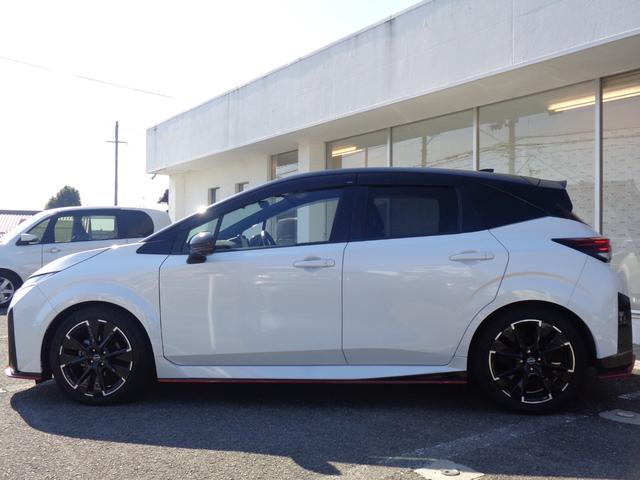 オーラ ニスモ BOSEサウンドシステム/衝突被害軽減システム/ブラインドスポットモニター/リアクロストラフィックアラート/フルセグナビ/ドラレコ/デジタルミラー/置くだけ充電/360度カメラ(41枚目)