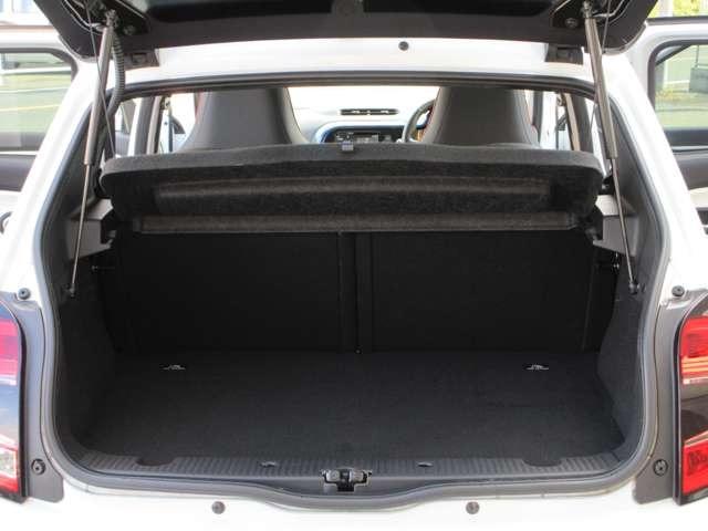 トゥインゴ シグネチャー　後期型／ディスプレイオーディオ／バックカメラ／ＥＴＣ／ワンオーナー／限定５０台／シートヒーター／ＡｐｐｌｅＣａｒＰｌａｙ／ＡＵＸ／ＵＳＢ入力端子／ＬＥＤヘッドランプ（10枚目）