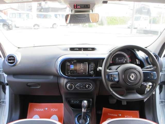 トゥインゴ シグネチャー　後期型／ディスプレイオーディオ／バックカメラ／ＥＴＣ／ワンオーナー／限定５０台／シートヒーター／ＡｐｐｌｅＣａｒＰｌａｙ／ＡＵＸ／ＵＳＢ入力端子／ＬＥＤヘッドランプ（15枚目）