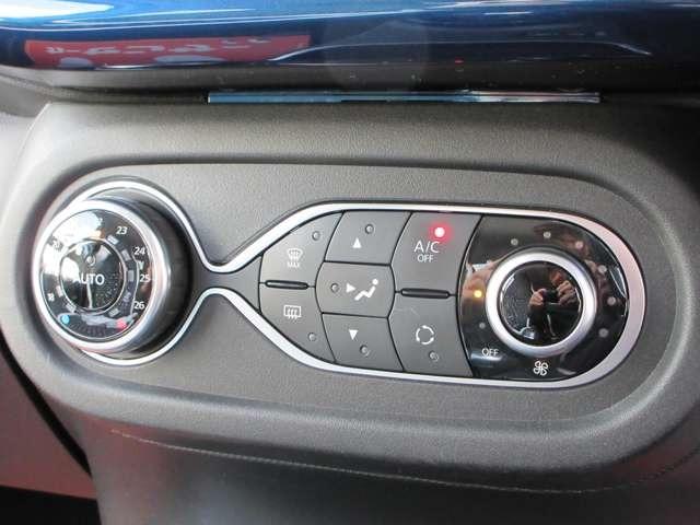 トゥインゴ シグネチャー　後期型／ディスプレイオーディオ／バックカメラ／ＥＴＣ／ワンオーナー／限定５０台／シートヒーター／ＡｐｐｌｅＣａｒＰｌａｙ／ＡＵＸ／ＵＳＢ入力端子／ＬＥＤヘッドランプ（25枚目）