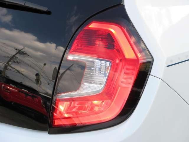 トゥインゴ シグネチャー　後期型／ディスプレイオーディオ／バックカメラ／ＥＴＣ／ワンオーナー／限定５０台／シートヒーター／ＡｐｐｌｅＣａｒＰｌａｙ／ＡＵＸ／ＵＳＢ入力端子／ＬＥＤヘッドランプ（32枚目）