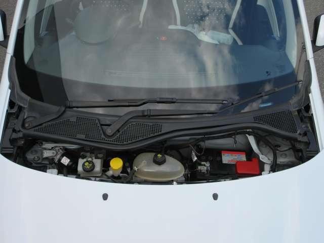 トゥインゴ シグネチャー　後期型／ディスプレイオーディオ／バックカメラ／ＥＴＣ／ワンオーナー／限定５０台／シートヒーター／ＡｐｐｌｅＣａｒＰｌａｙ／ＡＵＸ／ＵＳＢ入力端子／ＬＥＤヘッドランプ（44枚目）