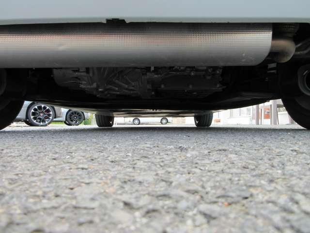 トゥインゴ シグネチャー　後期型／ディスプレイオーディオ／バックカメラ／ＥＴＣ／ワンオーナー／限定５０台／シートヒーター／ＡｐｐｌｅＣａｒＰｌａｙ／ＡＵＸ／ＵＳＢ入力端子／ＬＥＤヘッドランプ（46枚目）