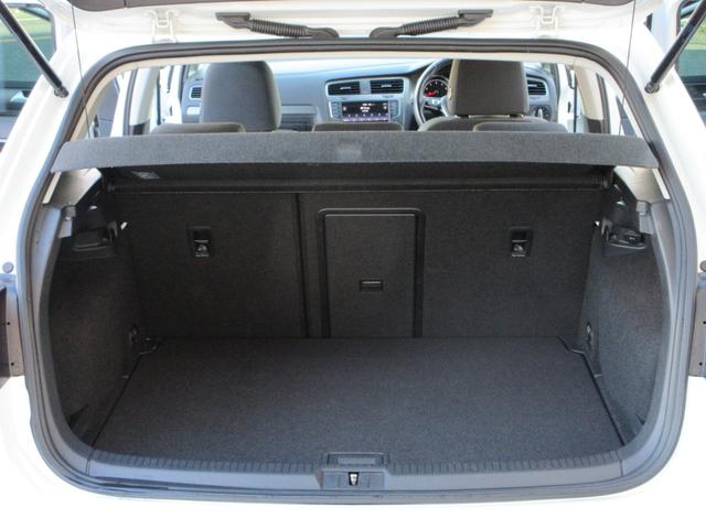 ゴルフ TSIコンフォートライン 衝突被害軽減システム/フルセグナビ/バックカメラ/前後ドラレコ/CD&DVD再生可能/ブルートゥース/ETC/パドルシフト/クルーズコントロール/HIDヘッドライト/フォグランプ/アルミホイール(10枚目)